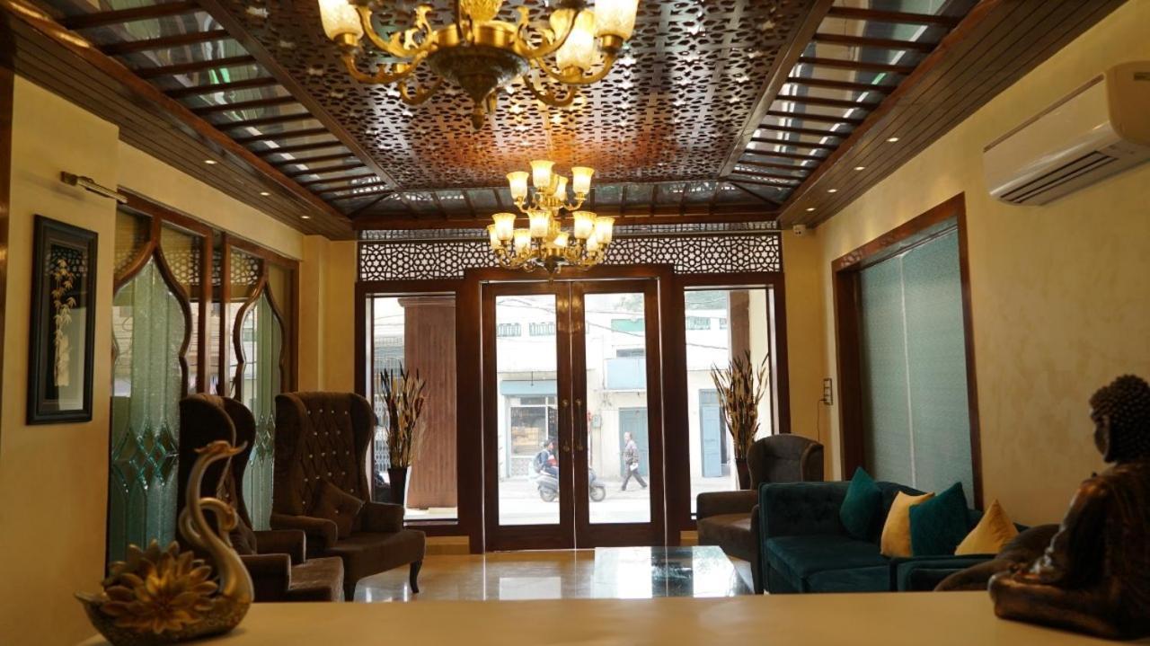 Hotel Sukh Mehal Jalandhar Exterior foto