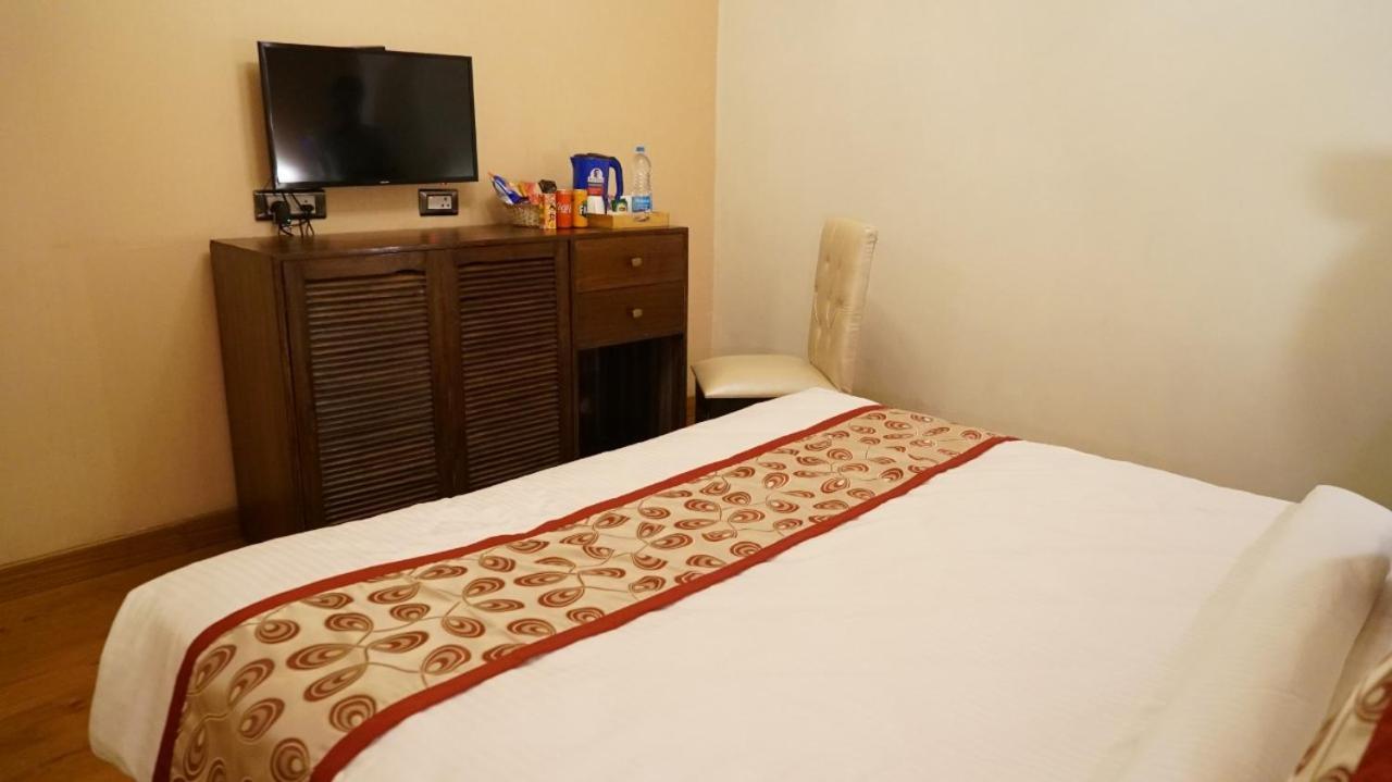 Hotel Sukh Mehal Jalandhar Exterior foto